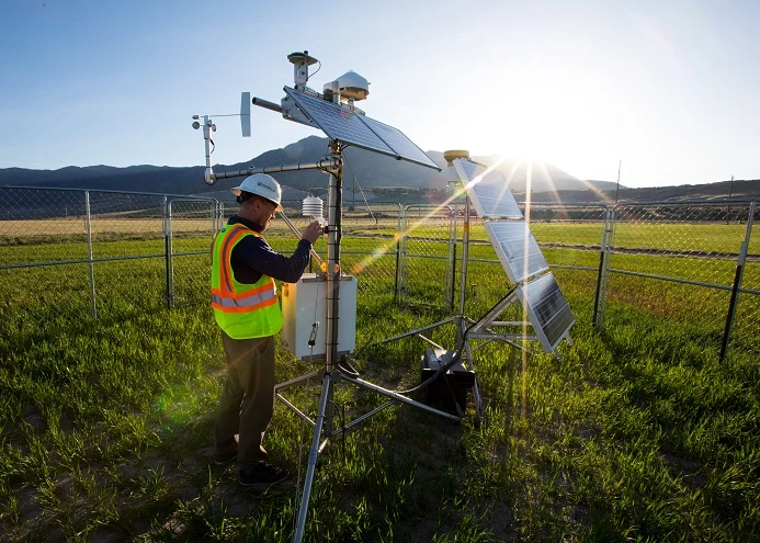 Agricultural Automatic Weather Monitoring Station Application