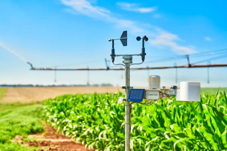Smart weather station