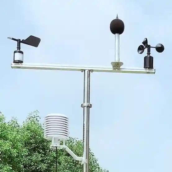 Wind Direction Measurement with a Weather Station Wind Vane